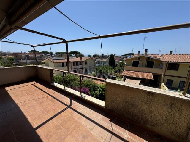 Villa Plurifamiliare di 125 mq a LIDO DELLE SIRENE Anzio