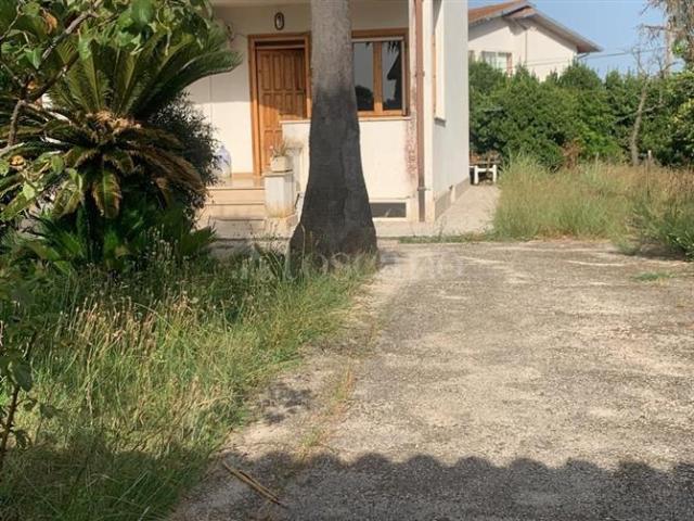 Villa Plurifamiliare di 120 mq a Sabaudia Sabaudia