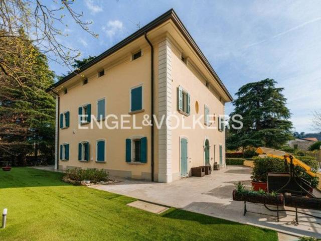Villa plurifamiliare in vendita a Sasso Marconi