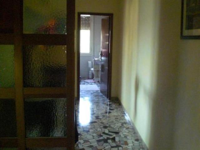 Villa plurifamiliare in vendita a Reggio Emilia