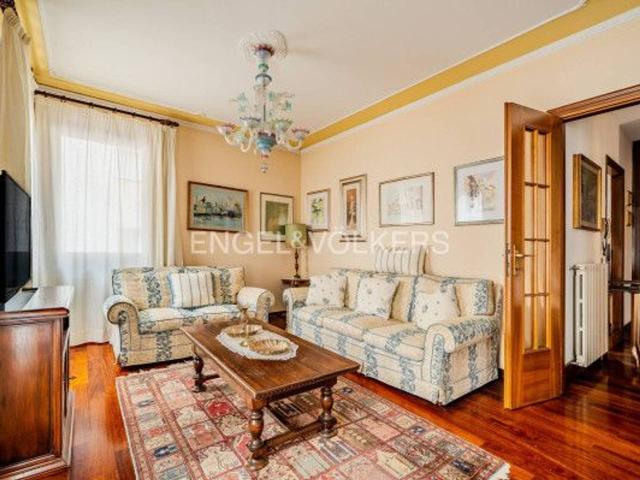 Villa plurifamiliare in vendita a Treviso