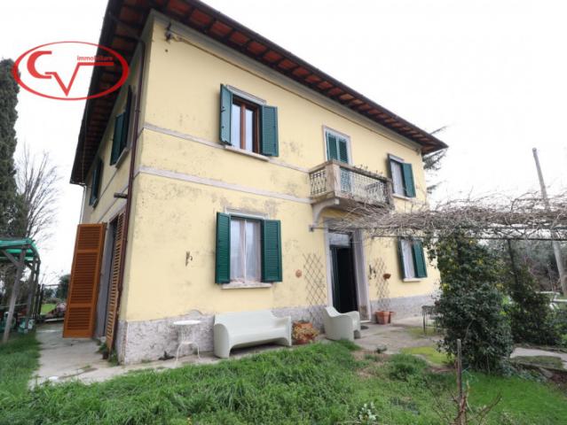 Villa PLURILOCALE in affitto a Montevarchi Ar