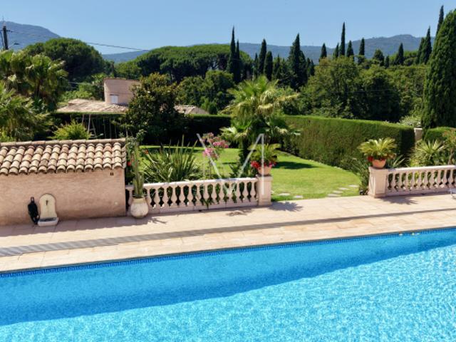 Villa Provençale au Coeur du Village vue dégagée et prestatio