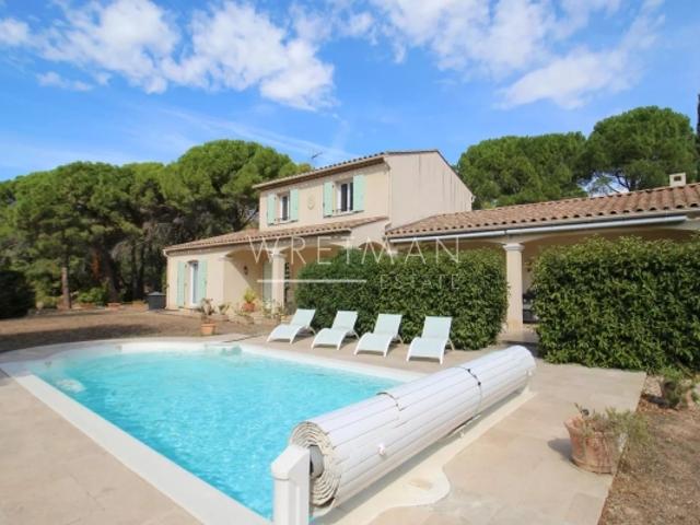 Villa provençale avec piscine Fayence