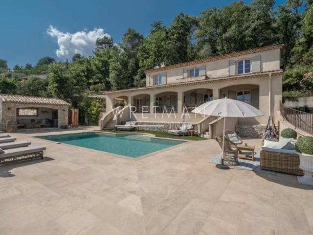Villa provençale avec piscine Seillans