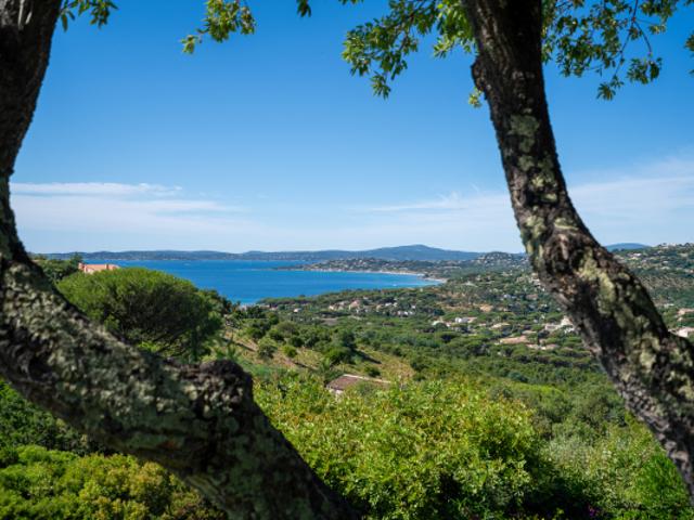 Villa provençale avec vue mer sur les hauteurs des Issambres