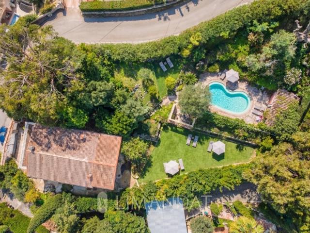 Villa provençale a rénover 149 m2 vue mer