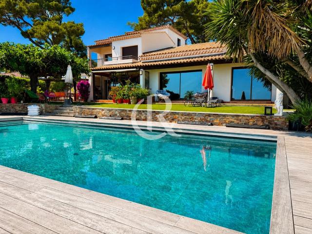 Villa provençale d’exception Vue mer panoramique, piscine, appartement indépendant