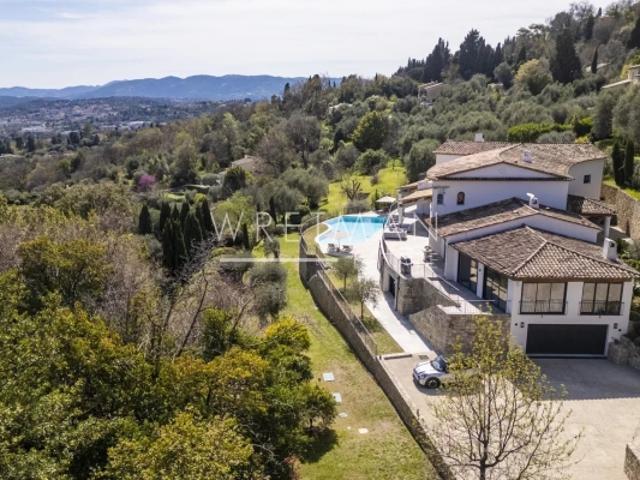 Villa provençale de luxe avec vues panoramiques sur la mer et la vallée – Chateauneuf de Grasse/Grasse