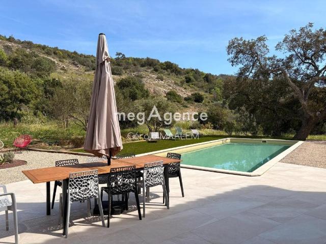 Villa provençale de 243m² à Le Plan de la Tour 243m² Le Plan de la Tour
