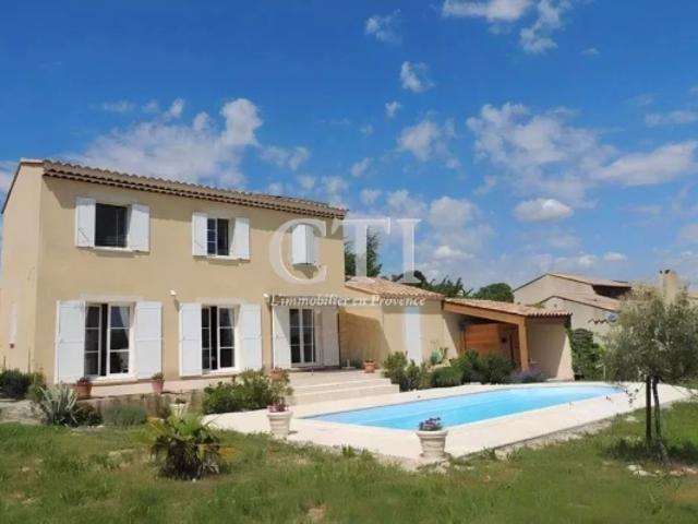 Villa provençale en position dominante avec Vue sur le Mont Ventoux