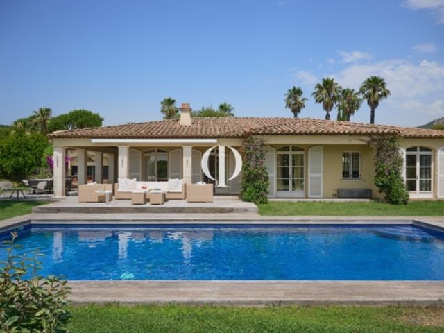 Villa provençale proche de la mer et du golf