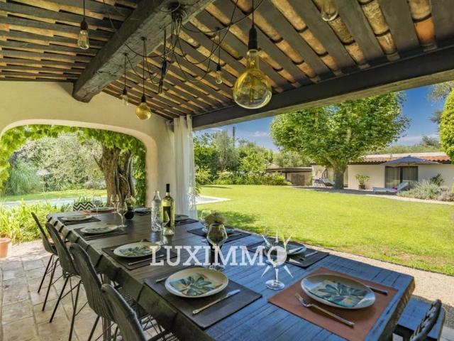 VILLA PROVENÇALE RÉNOVÉE 5CH DOMAINE SÉCURISÉ