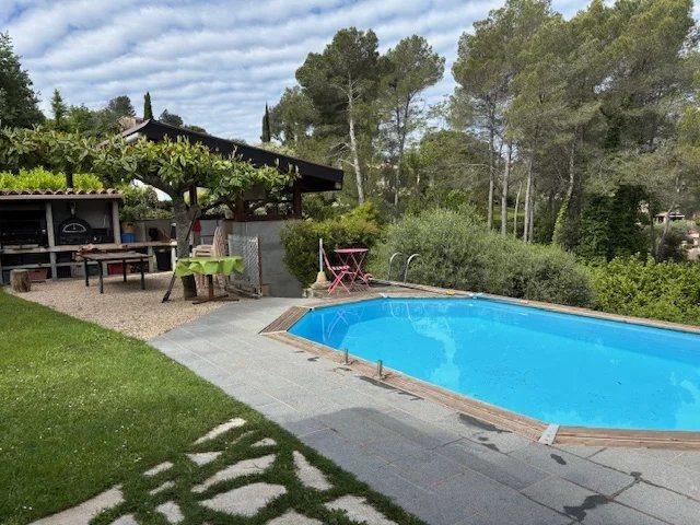 villa provençale 4 chambres belle vue dégagée 100m² Peymeinade