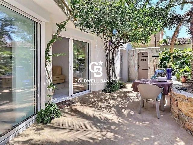 Villa Provencale Avec 3 Habitations 294m² Sainte Maxime