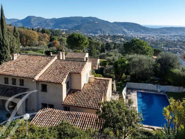 Villa Provencale Avec Piscine Et Vue Mer 223m² Nice