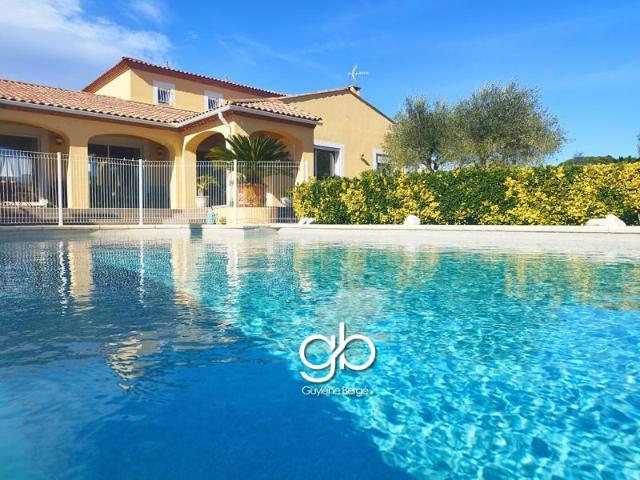 VILLA PROVENCALE JARDIN FRUITIER PISCINE AU SEL POOL H