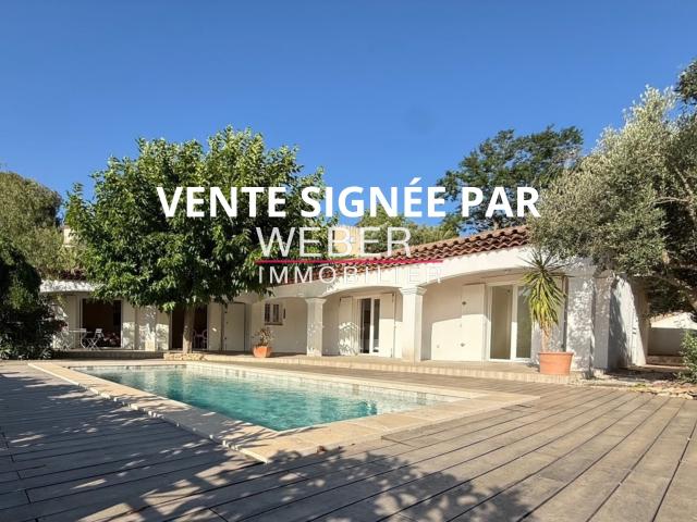 VILLA PROCHE VILLAGE AVEC VUE COUP DE COEUR