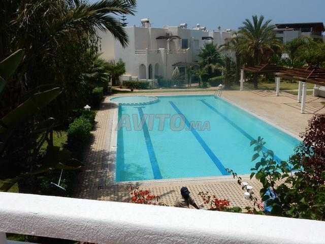 Villa près de la mer dans résidence avec piscine