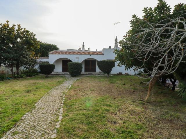 Villa privada Quarteira 1.000 m2 lote 150m² Quarteira