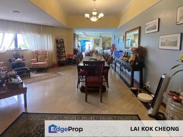 Villa Puteri Condominium
