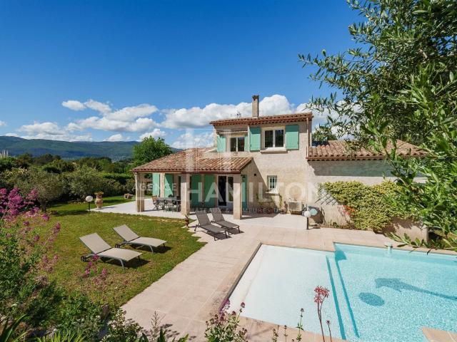 Villa rénovée aux portes de Valbonne m² Mouans Sartoux