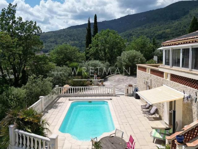 Villa rénovée avec studio, proche village Seillans 100m² Seillans