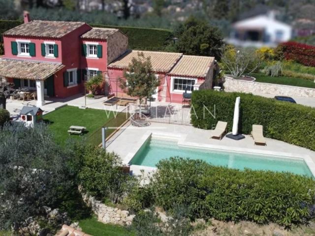 Villa rénovée avec piscine Callas
