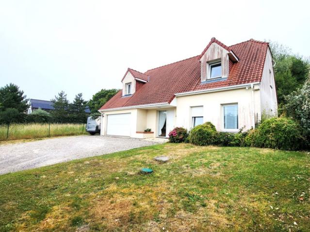 Villa récente aux beaux volumes entre Le Touquet et Montreui