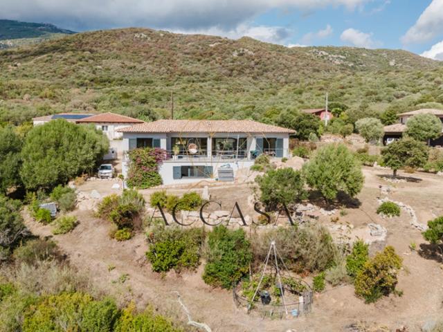 Villa récente avec potentiel appartement indépendant 204 m