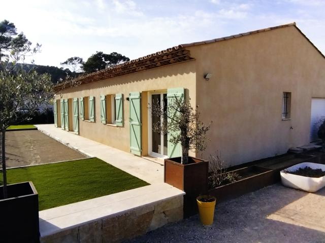 Le Thoronet Villa récente de plain pied 3ch, garage