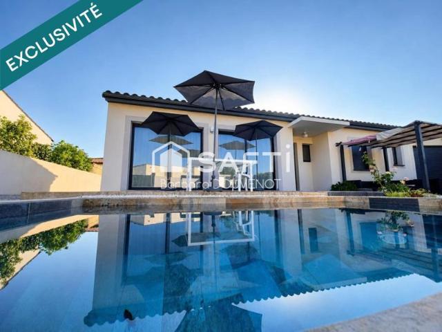 Villa récente de plain pied 4 chambres avec piscine et garage Quartier résidentiel