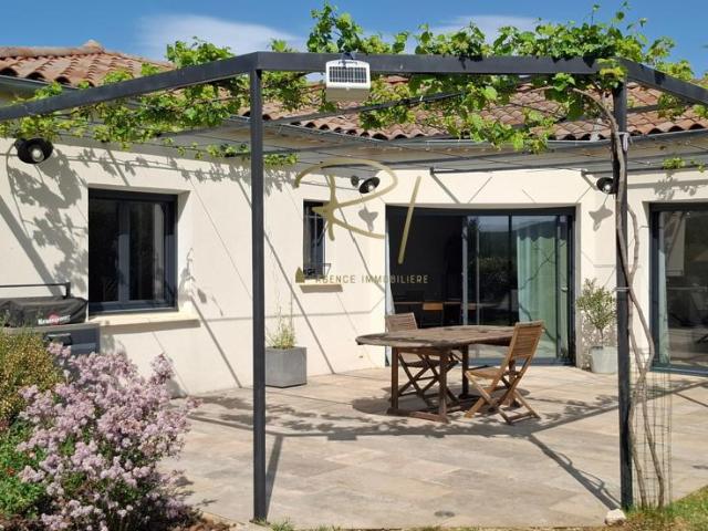 Villa récente plain pied 3 CHAMBRES Sud Ardèche