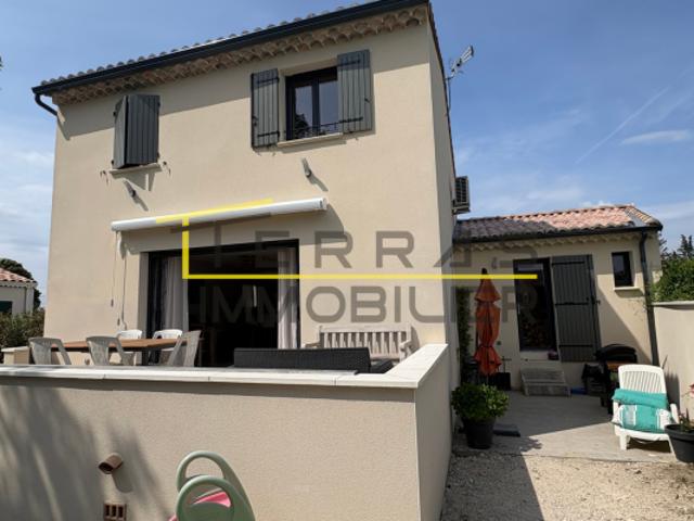 Villa récente secteur proche de Grignan