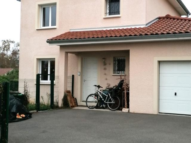 VILLA récente T5 dans lotissement sécurisé