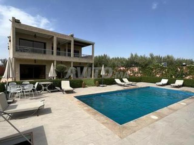 Villa ref75