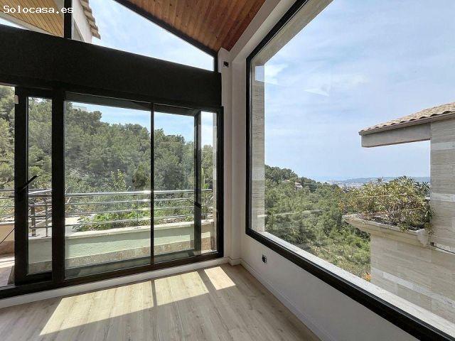 Villa reformada con piscina, ascensor y vistas al mar en Quint Mar, Sitges