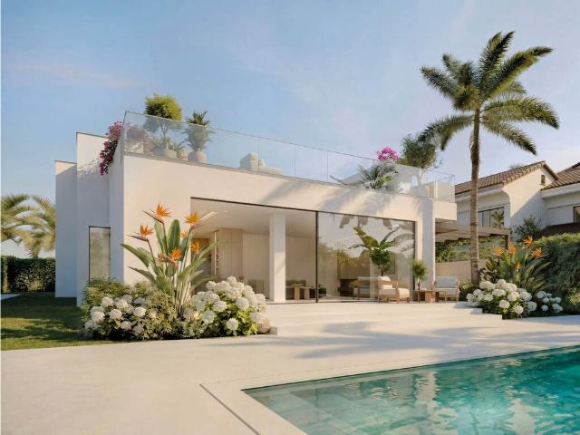Villa reformada en Guadalmina Alta situada en primera línea. 302m² San Pedro de Alcántara