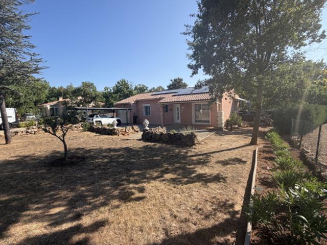 VILLA Régusse 98m2