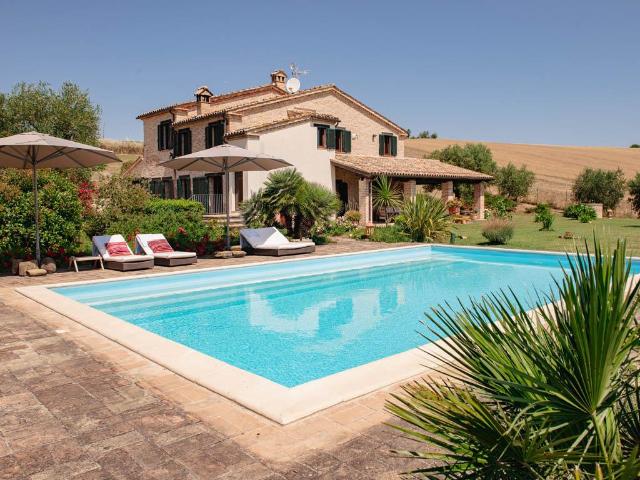 Villa Ripa Alta 290m² Arcevia
