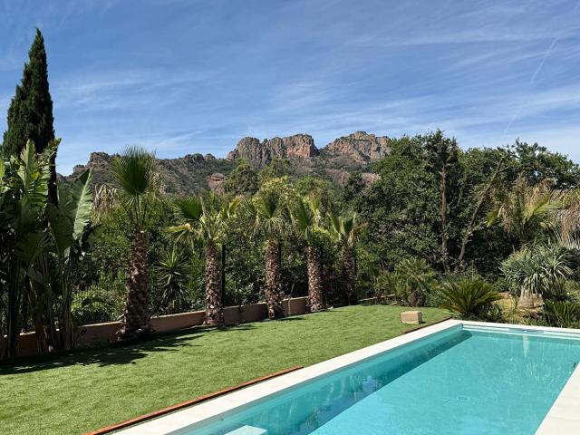 Villa Roquebrune Sur Argens Piscine 180m² Roquebrune sur Argens