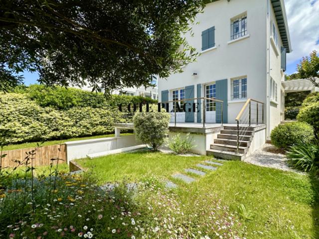 VILLA ROYAN PLAGE DU CHAY AU PRIX DE 980 000 EUR HAI