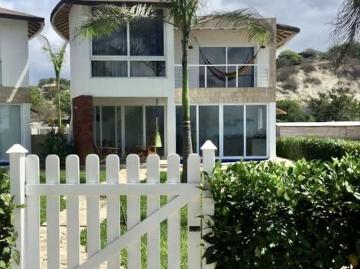 Villa Santa Maria en Las Tunas: Se Vende Condominio en Zona Rural y Cerca del Mar en Las Tunas