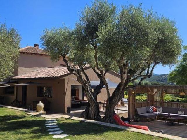 VILLA Sanary Sur Mer 230 m2
