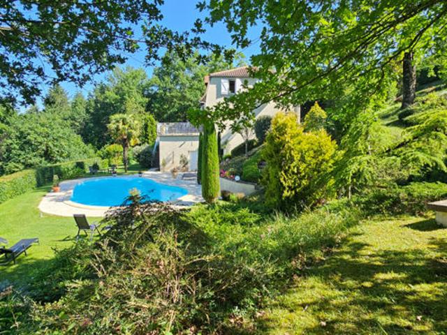 Villa Saint Vincent Du Pendit 10 pièce s 325 m2