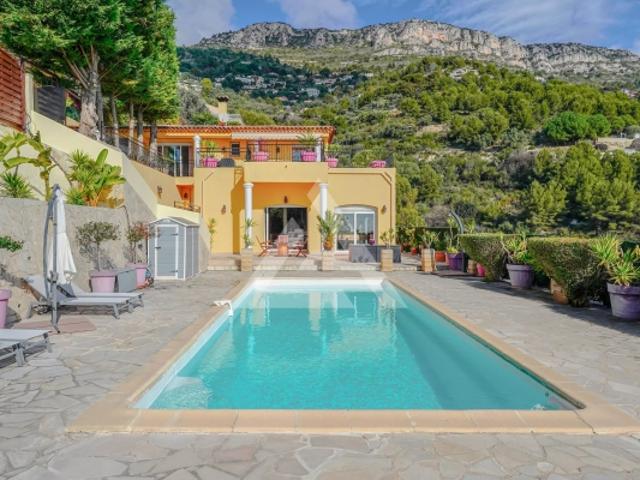 VILLA SAINT LAURENT D'EZE PROCHE MONACO