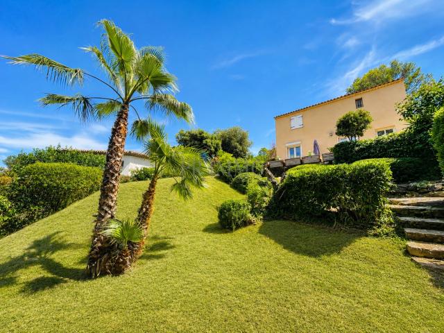 villa saint raphael au coeur des golfs