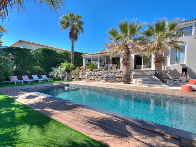 VILLA SAINT RAPHAEL 5 PIECES 185 M2 VALESCURE