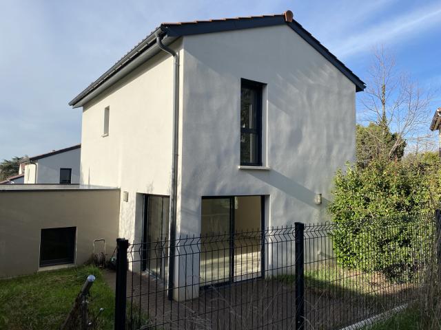 VILLA SAINTE FOY LES LYON