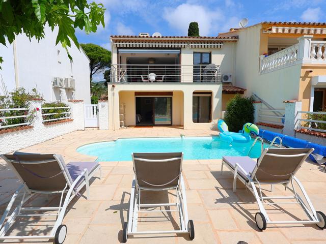 Villa Sainte Maxime les Issambres 97 m² avec piscine vue mer 97m² Sainte Maxime